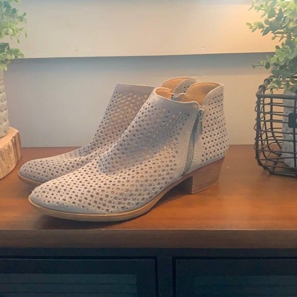 Lucky Brand Shoes - Lucky Brand booties size 9.5M